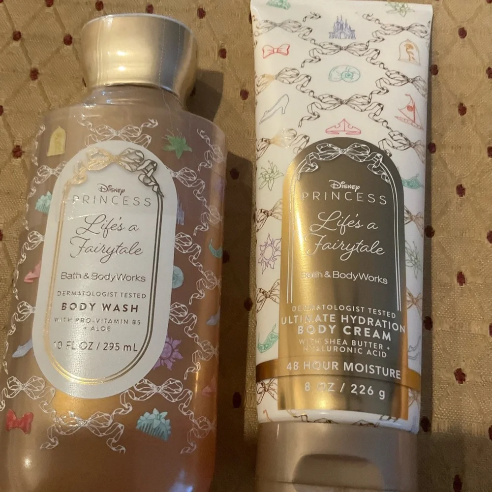 Bath & Body Works Disney Princess Fairytale Bath Set Lipstick Holder New - Picture 2 of 7